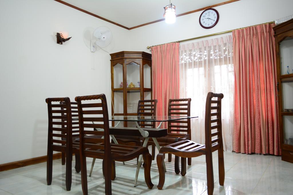 Green View Holiday Resort Канди Экстерьер фото