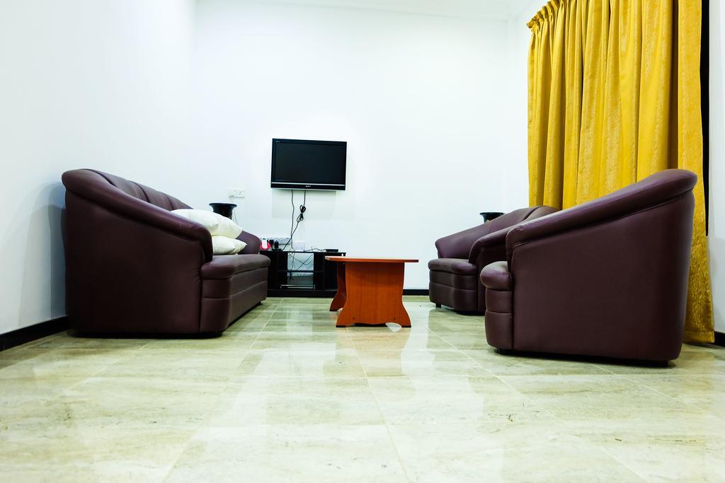 Green View Holiday Resort Канди Экстерьер фото