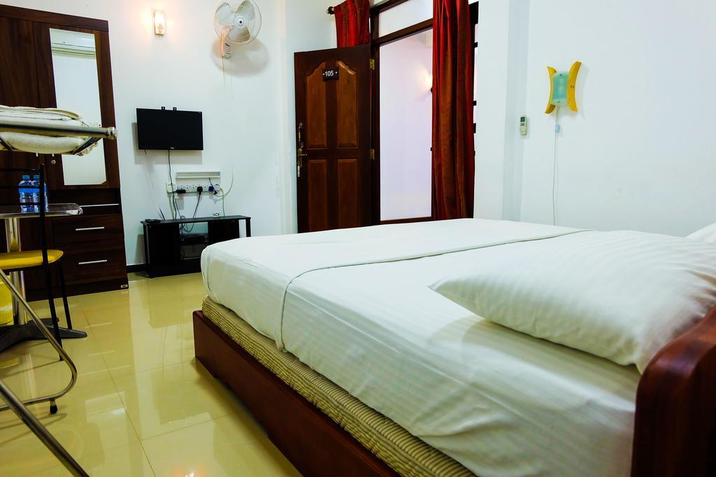Green View Holiday Resort Канди Экстерьер фото
