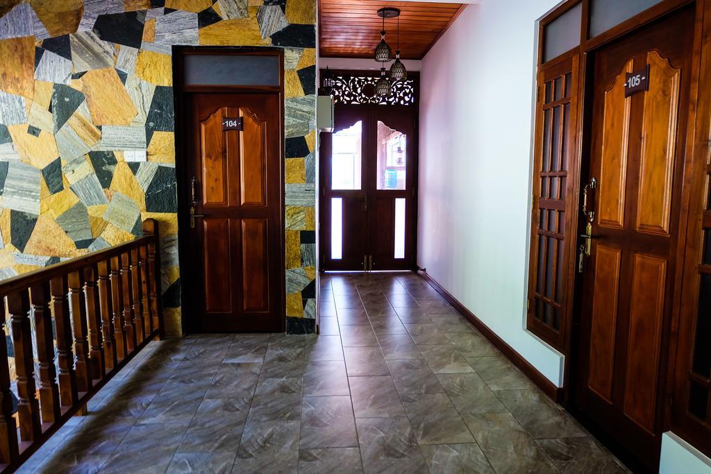 Green View Holiday Resort Канди Экстерьер фото